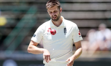 Mark Wood Hopes England Can Clear of Trouble After Rainout