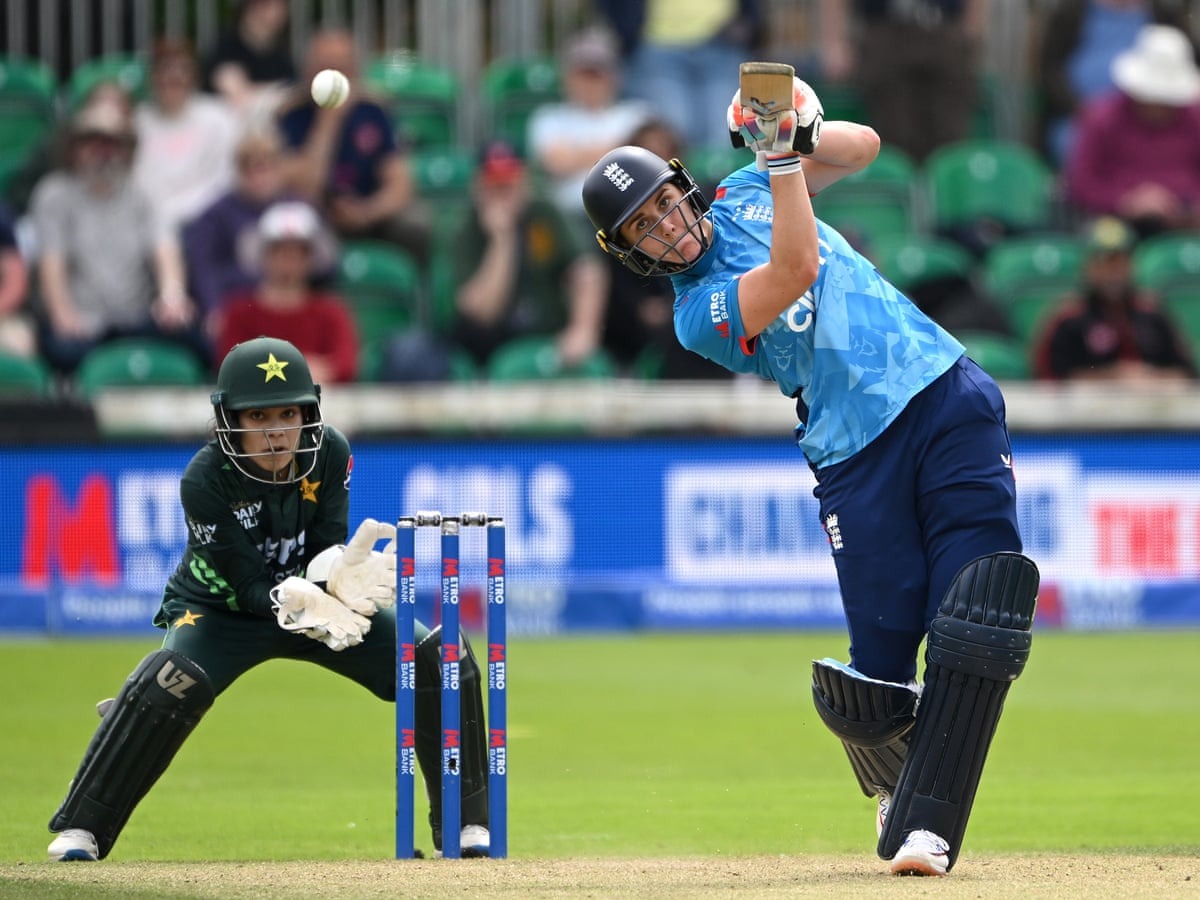 Nat Sciver Brunt – England Clinch 2-0 Win Against Pakistan